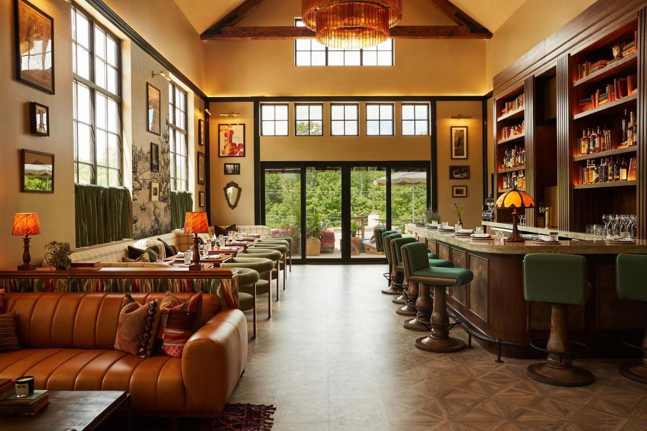 Отель Berkshires Untold Ленокс Экстерьер фото